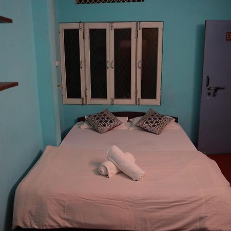Good Vibes Hostel Varanasi Ngoại thất bức ảnh