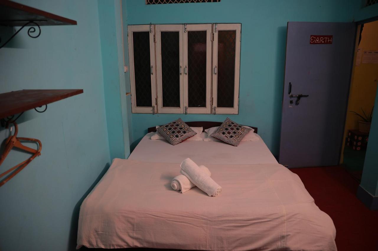 Good Vibes Hostel Varanasi Ngoại thất bức ảnh