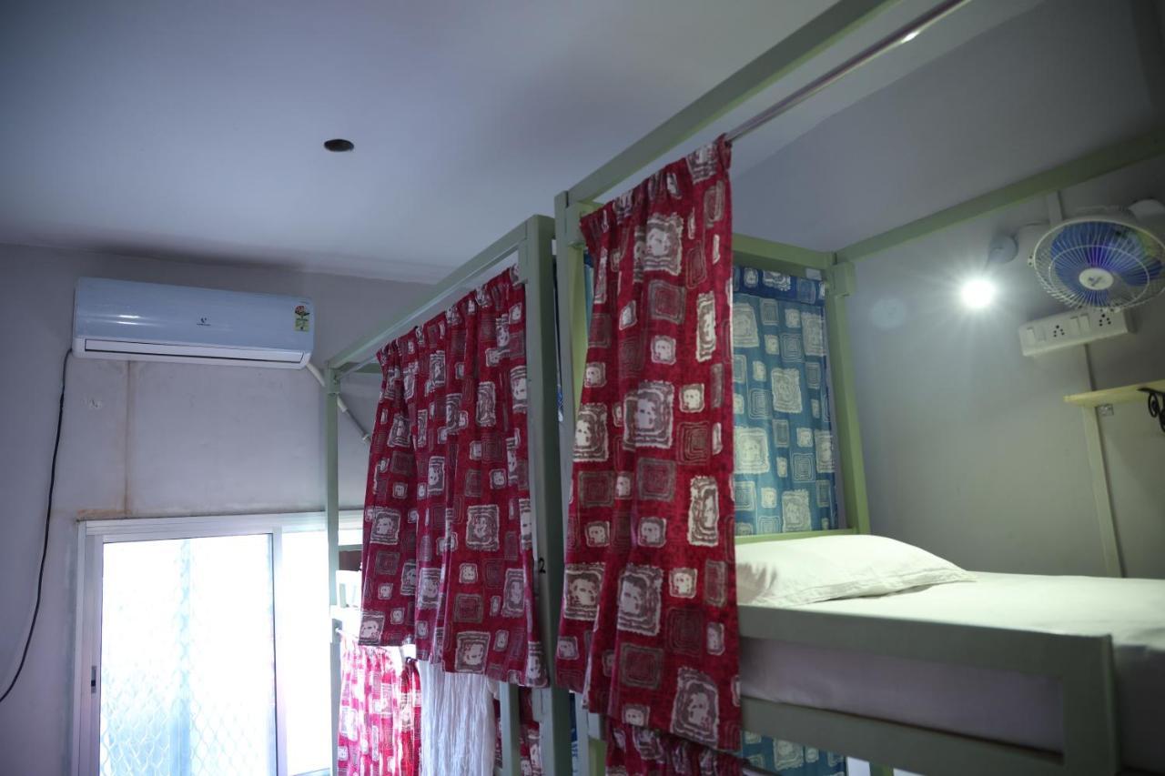 Good Vibes Hostel Varanasi Ngoại thất bức ảnh