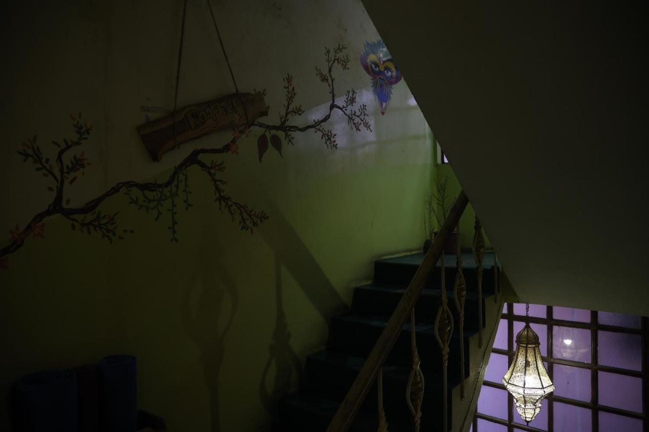 Good Vibes Hostel Varanasi Ngoại thất bức ảnh
