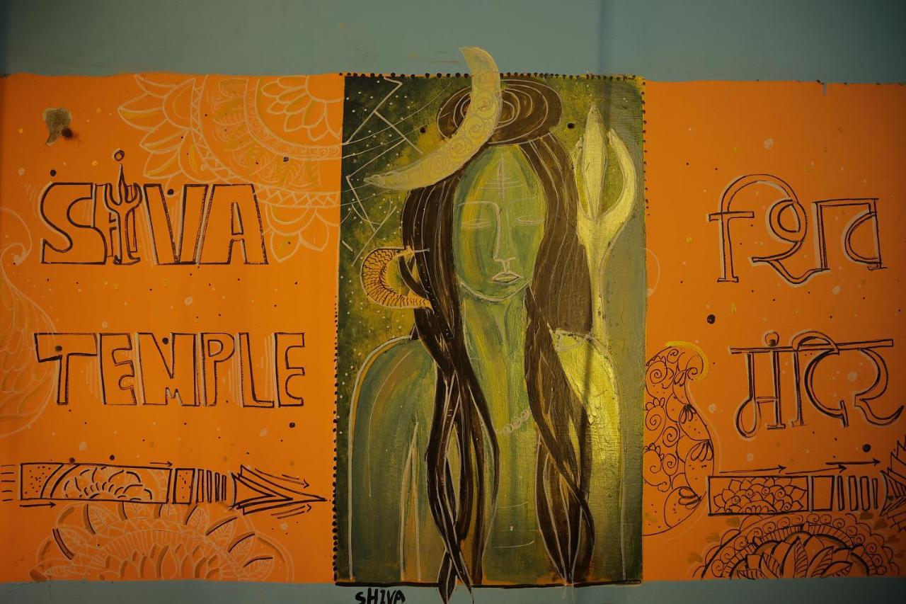 Good Vibes Hostel Varanasi Ngoại thất bức ảnh
