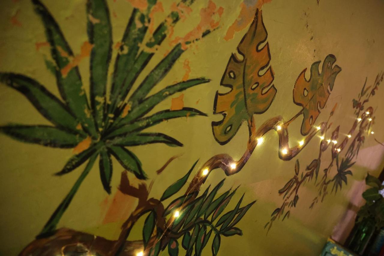 Good Vibes Hostel Varanasi Ngoại thất bức ảnh