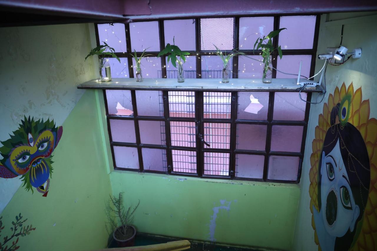 Good Vibes Hostel Varanasi Ngoại thất bức ảnh
