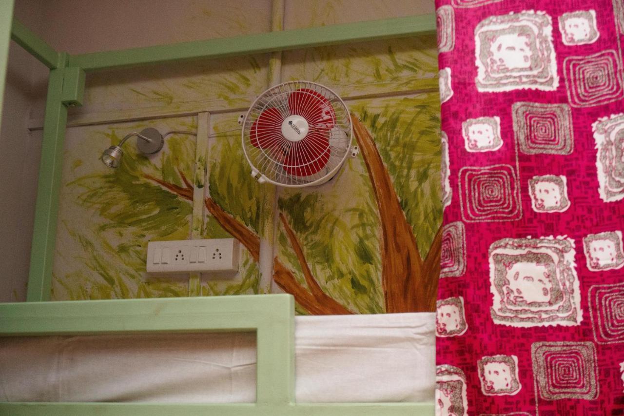 Good Vibes Hostel Varanasi Ngoại thất bức ảnh