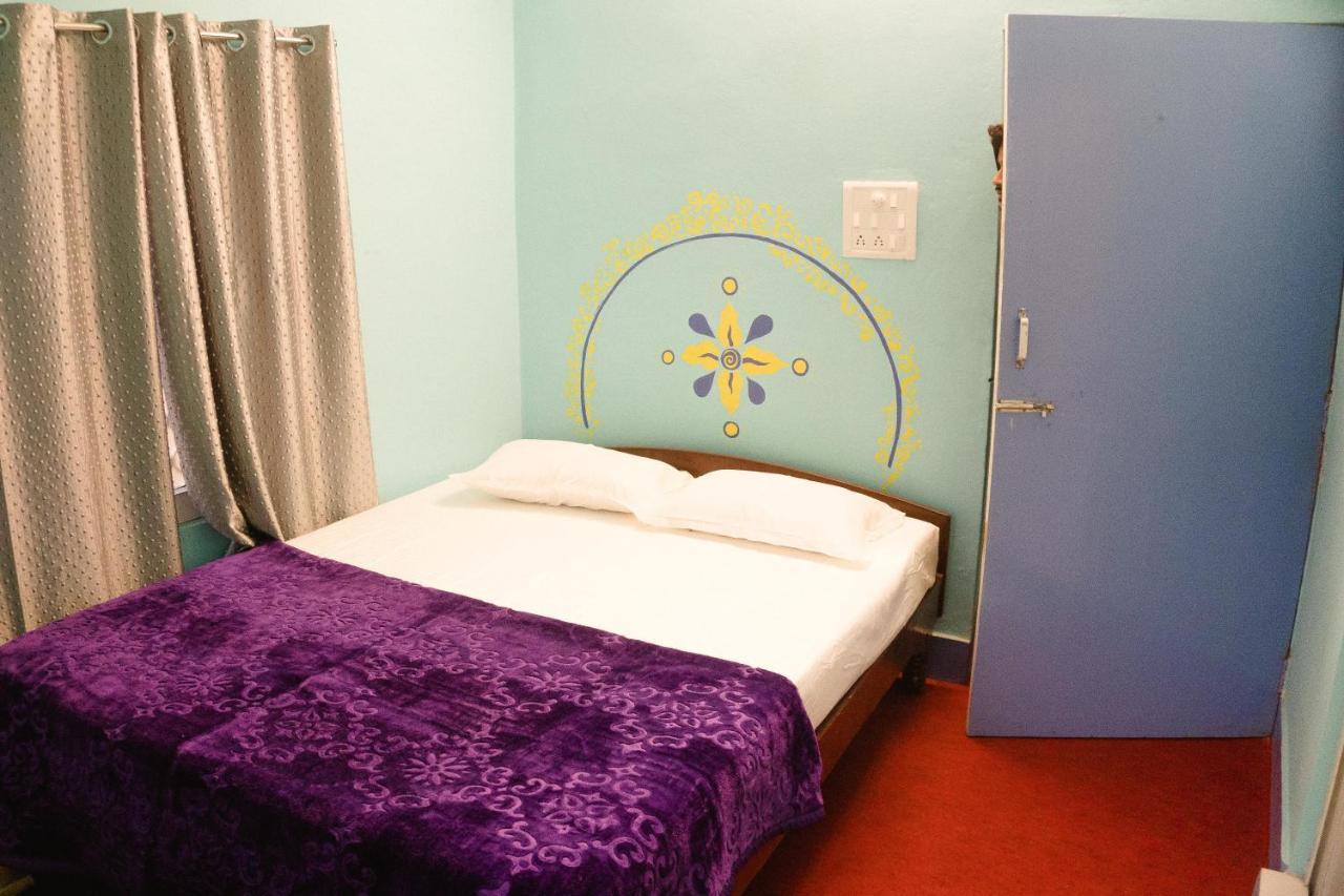 Good Vibes Hostel Varanasi Ngoại thất bức ảnh